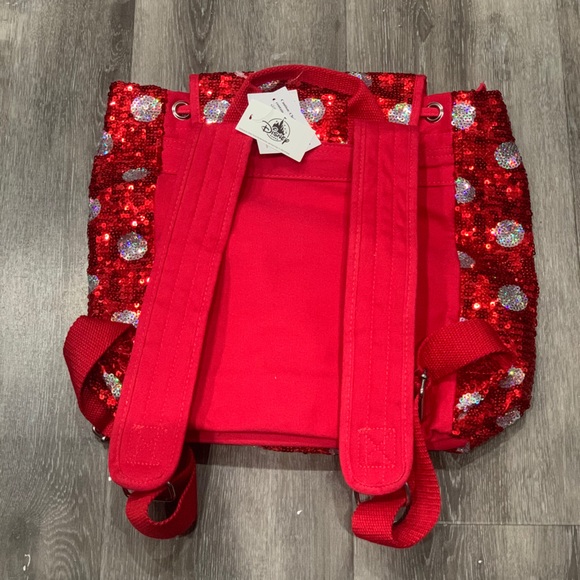 New Disney red/silver polka dot backpack
sequin backpack - Picture 6 of 9